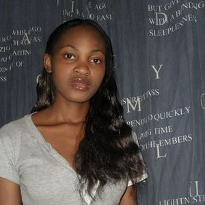 Meet your Posher, Fatou christelle